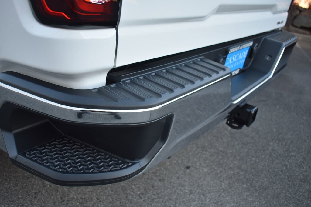 Certified 2025 GMC Sierra 3500 SLE w/ SLE Convenience Package image 11