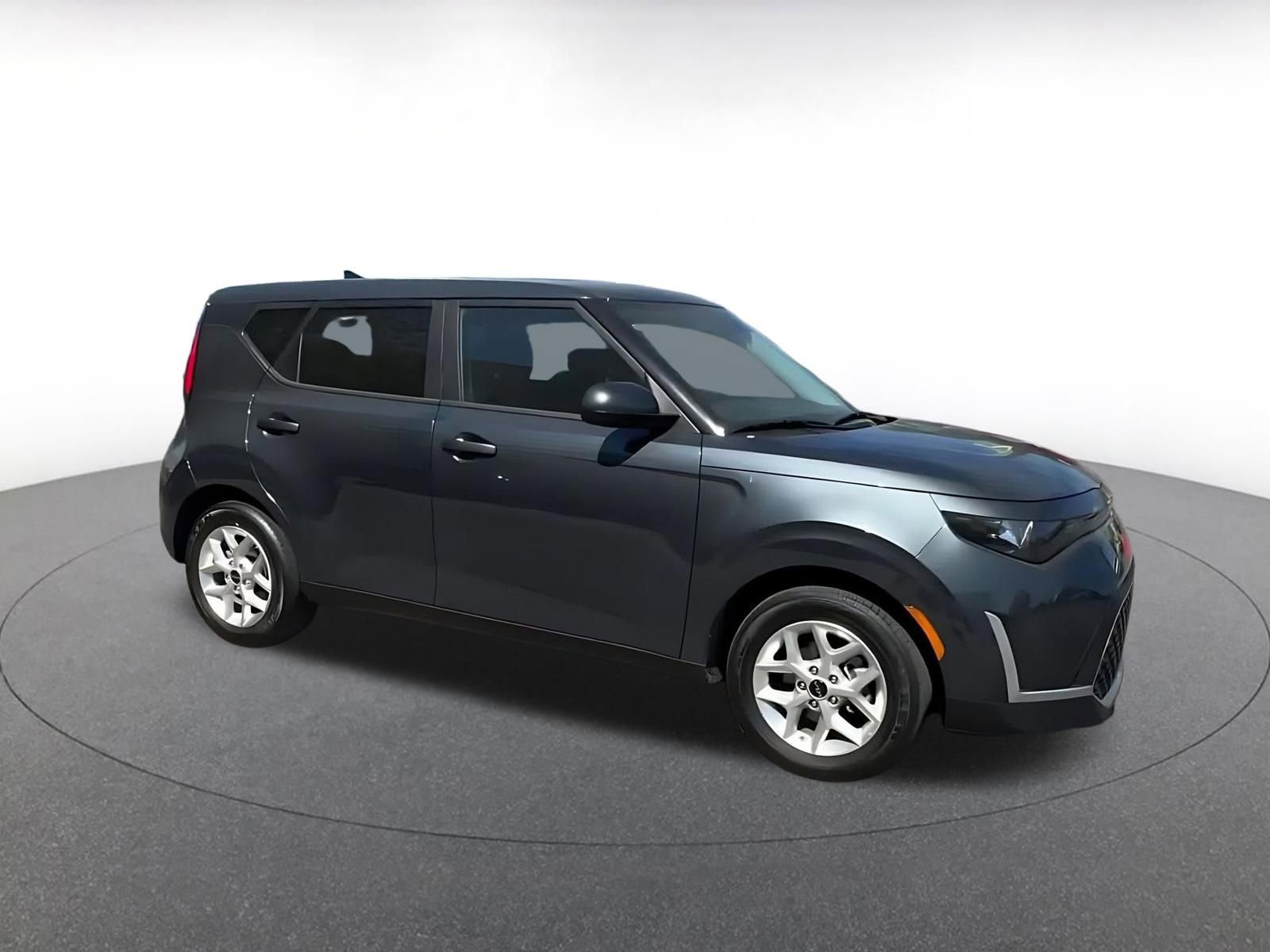 Used 2025 Kia Soul LX w/ LX Technology Package video 2