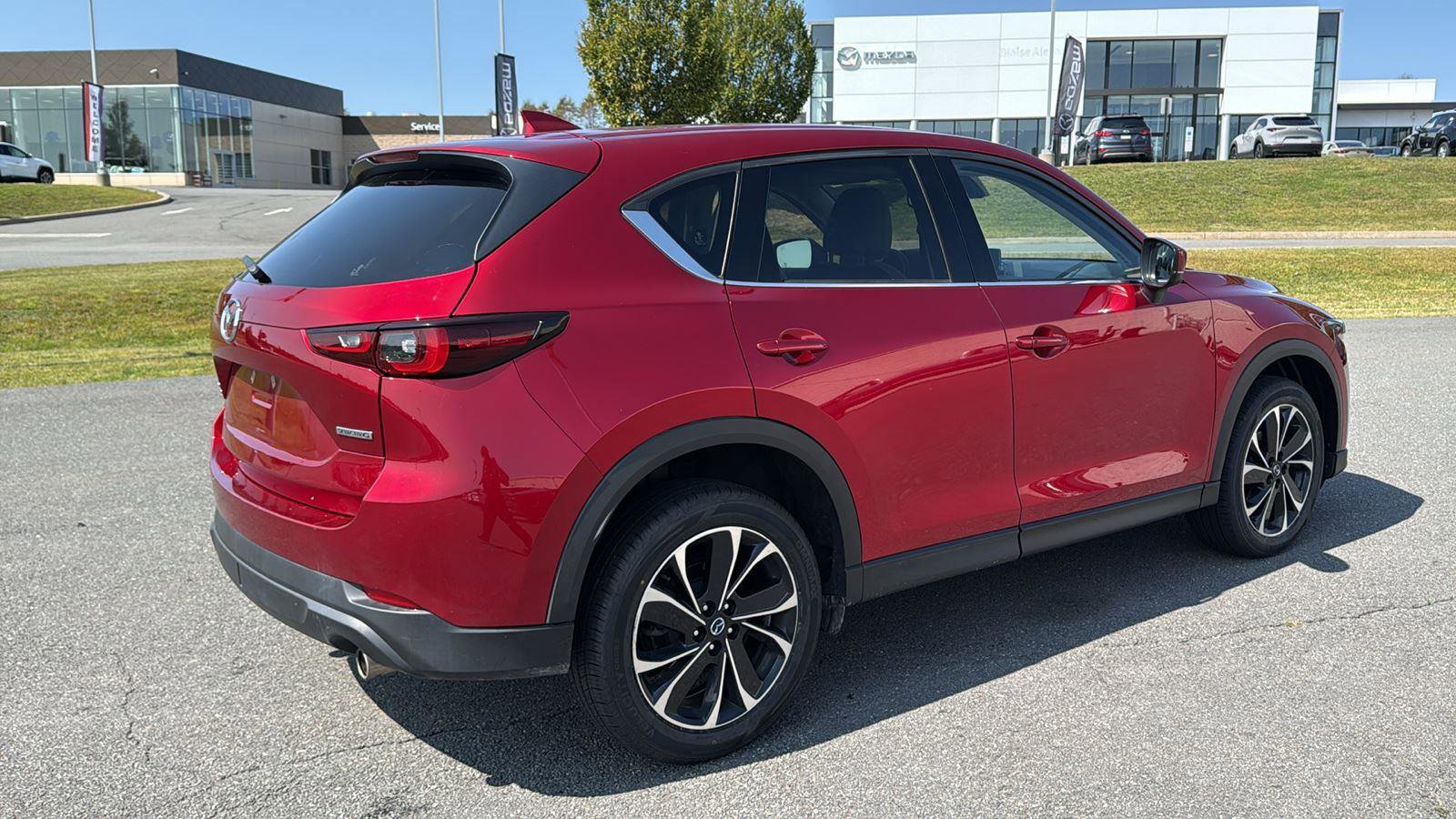 Used 2022 MAZDA CX-5 AWD 2.5 S w/ Premium Plus Pkg image 6