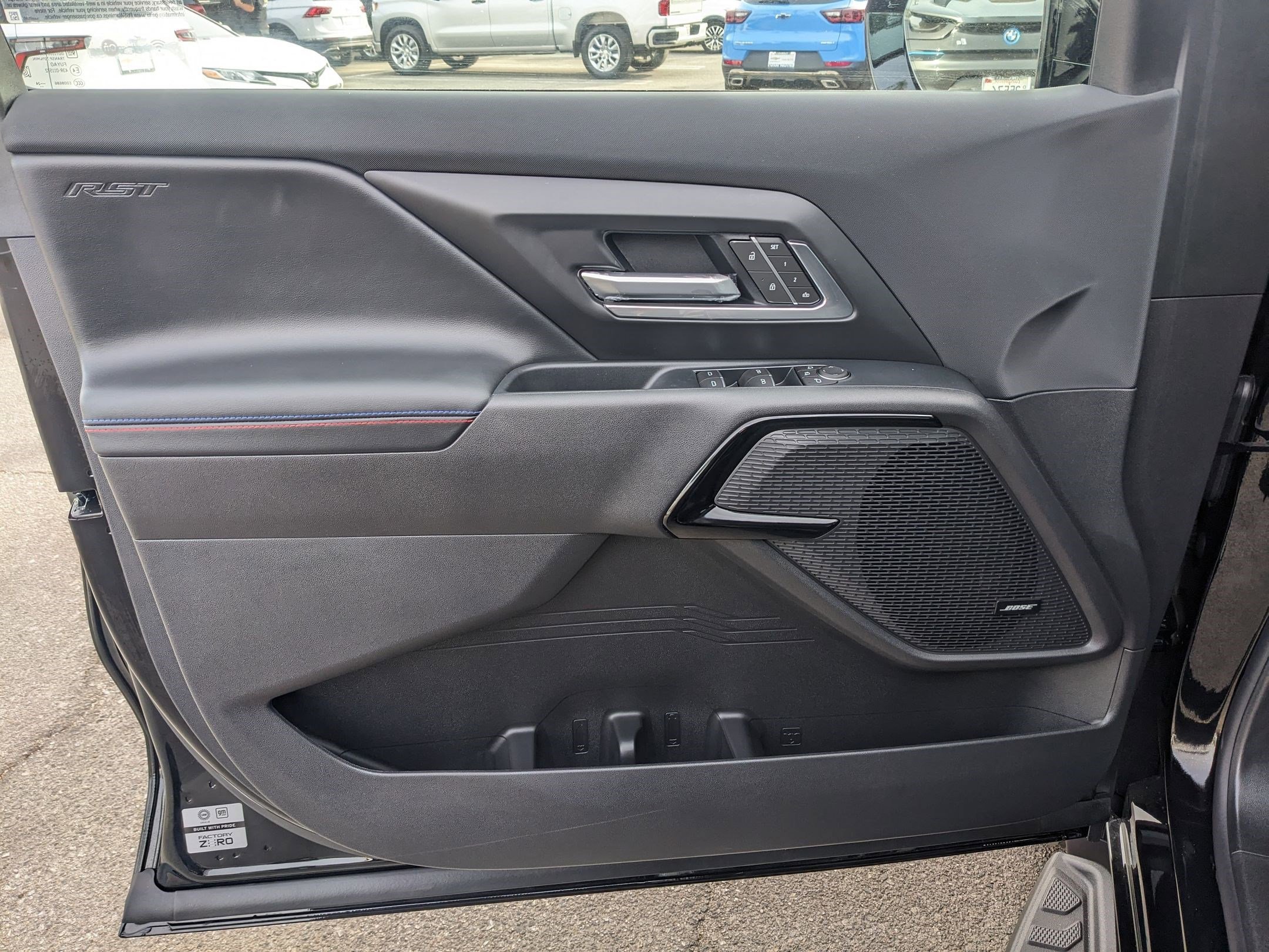 New 2025 Chevrolet Silverado EV RST image 7