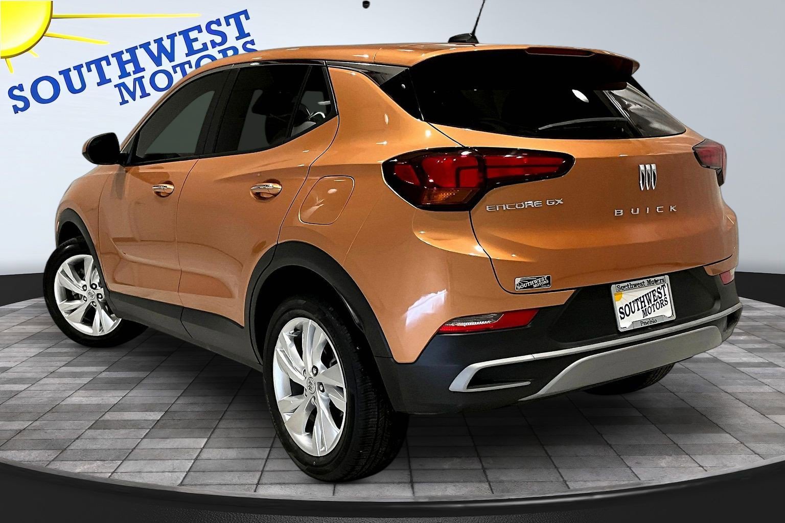 Used 2024 Buick Encore GX Preferred FWD image 4