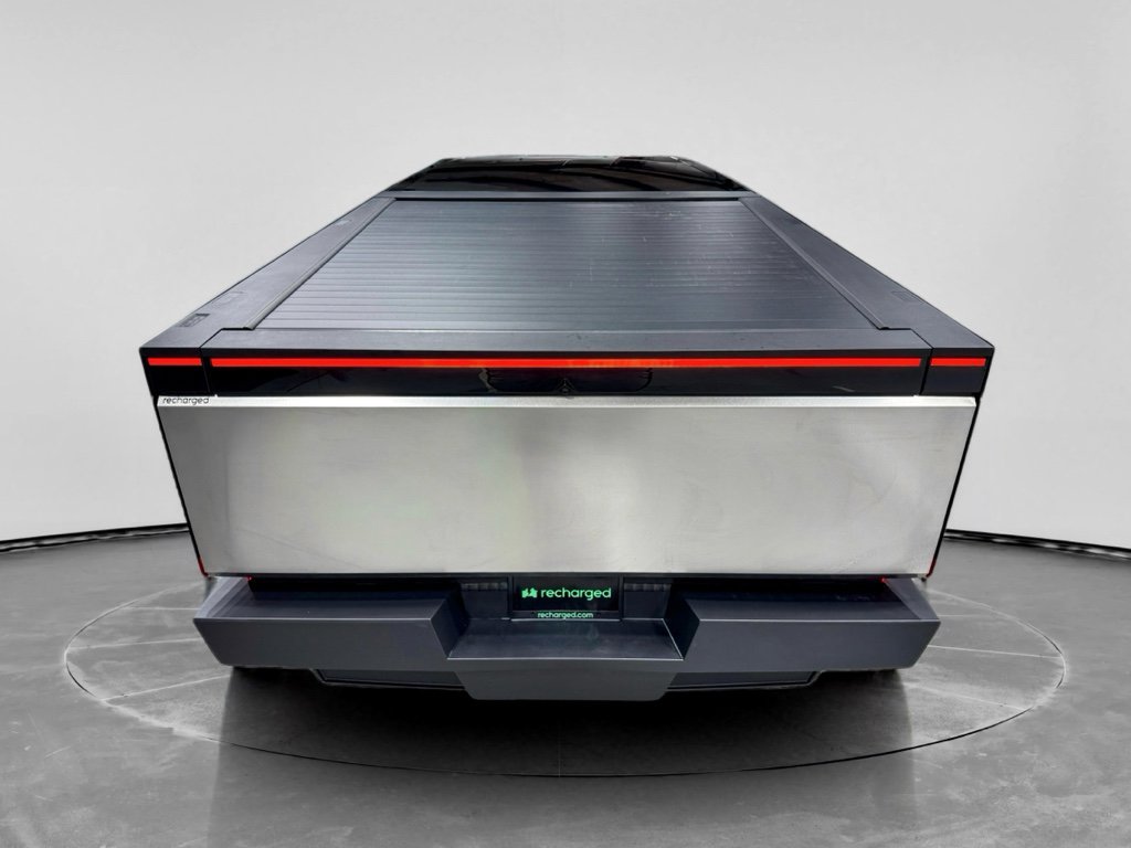 Used 2025 Tesla Cybertruck AWD Crew Cab image 25