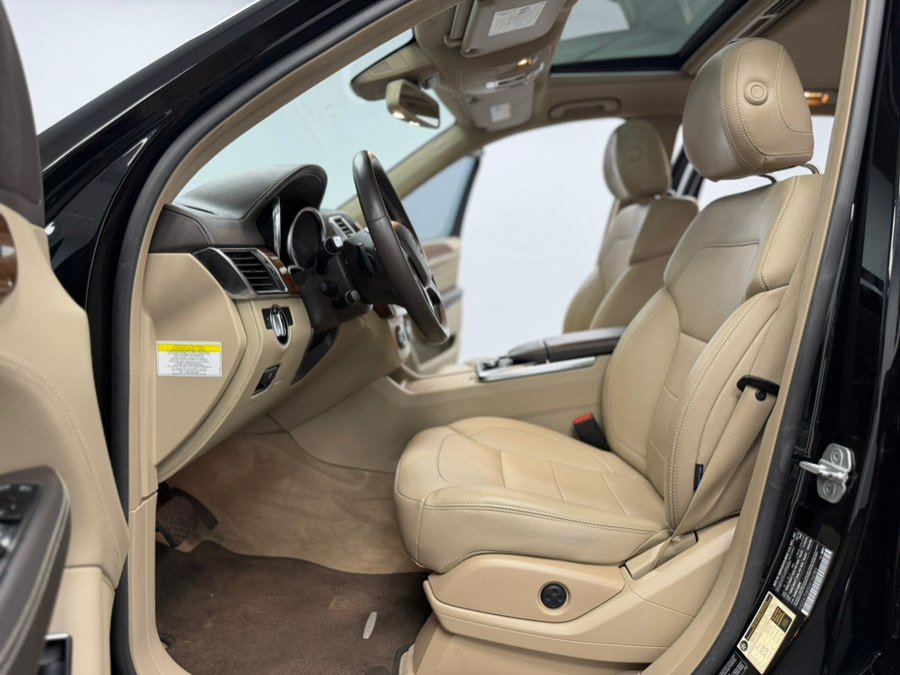 Used 2013 Mercedes-Benz ML 550 4MATIC image 33