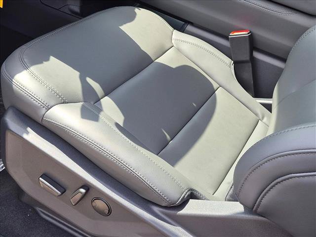 New 2027 Ford Expedition Max Active RWD image 4