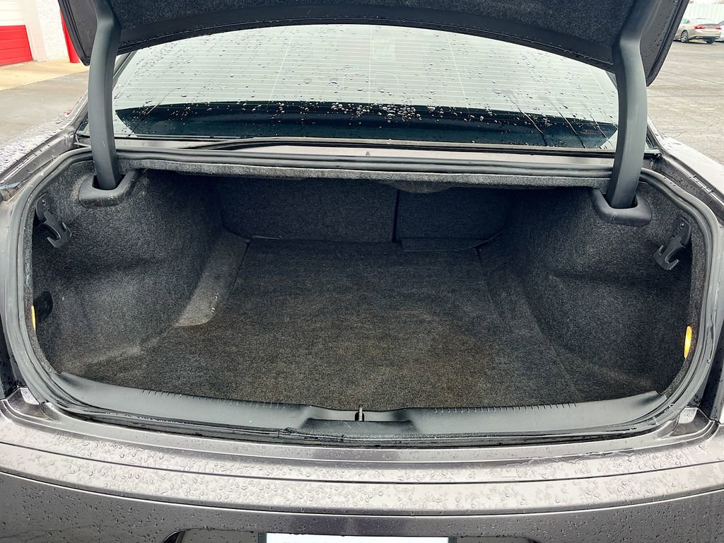 Used 2020 Chrysler 300 Touring w/ Sport Appearance Package image 23