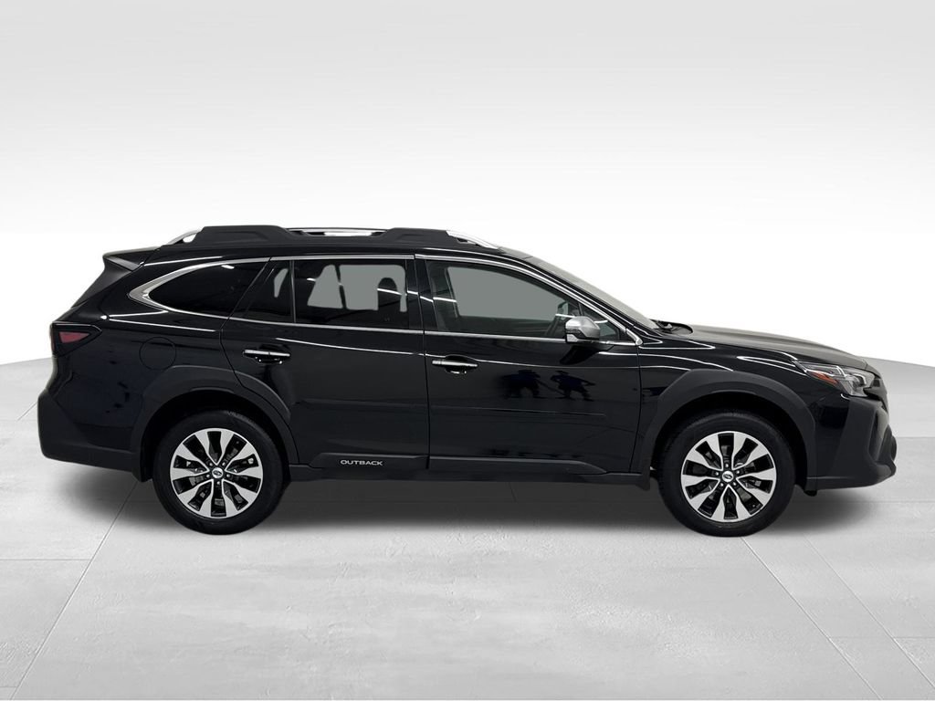 Used 2024 Subaru Outback Touring XT w/ Popular Package #2 AWD/4WD image 8