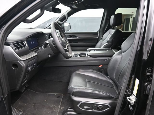 Used 2024 Jeep Wagoneer Series II image 22