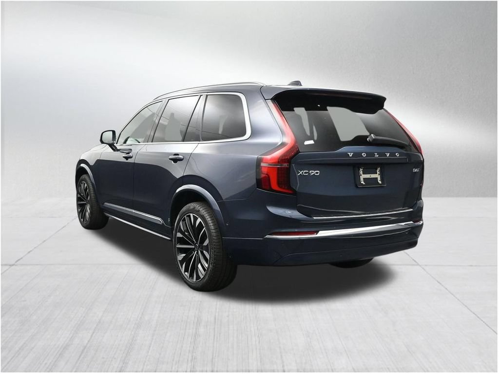 New 2026 Volvo XC90 B6 Plus w/ Protection Package Premier AWD/4WD image 3