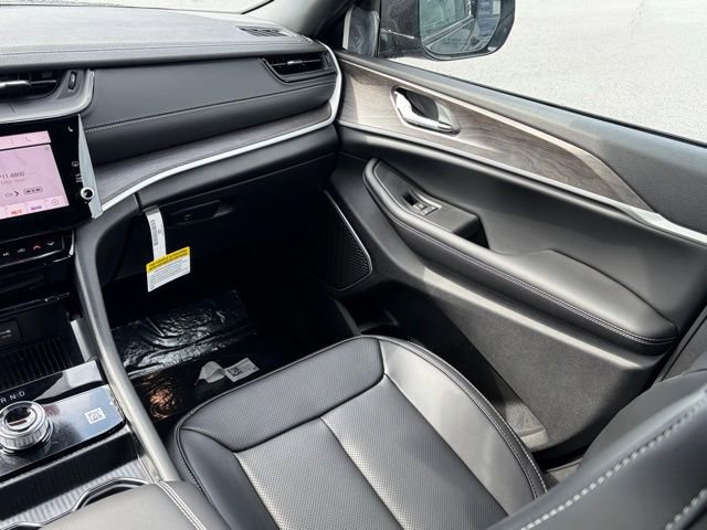 New 2026 Jeep Grand Cherokee Limited AWD/4WD image 37