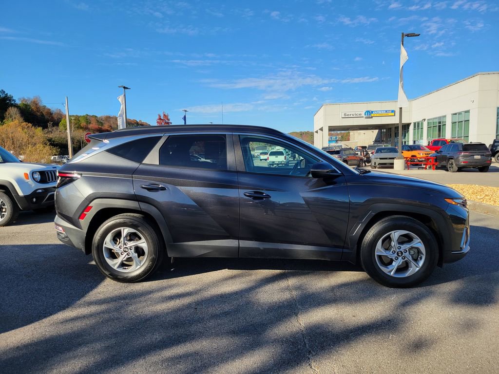 Used 2023 Hyundai Tucson SEL image 2