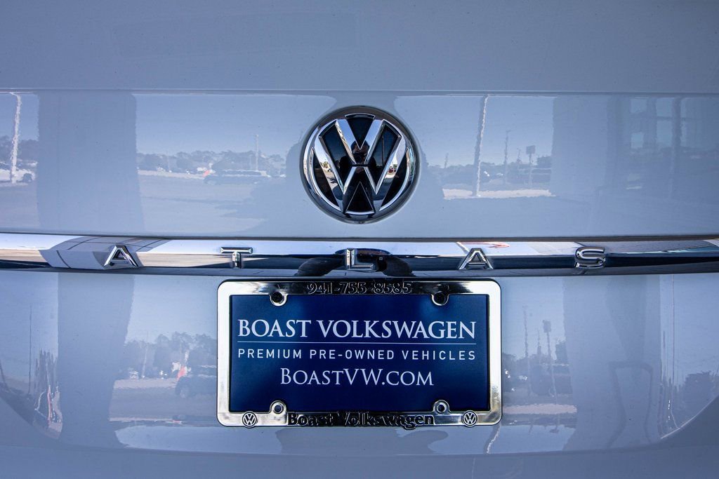 Used 2018 Volkswagen Atlas SE image 15