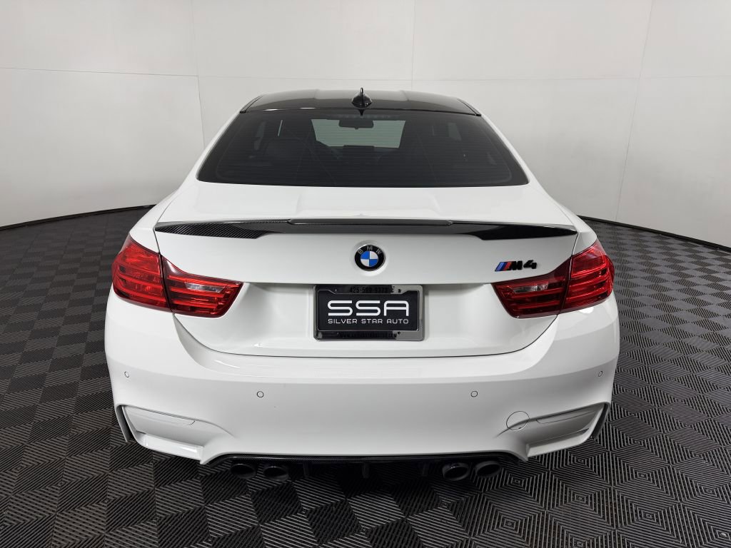 Used 2016 BMW M4 Coupe image 9