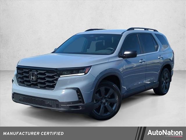 Used 2025 Honda Pilot Sport image 1