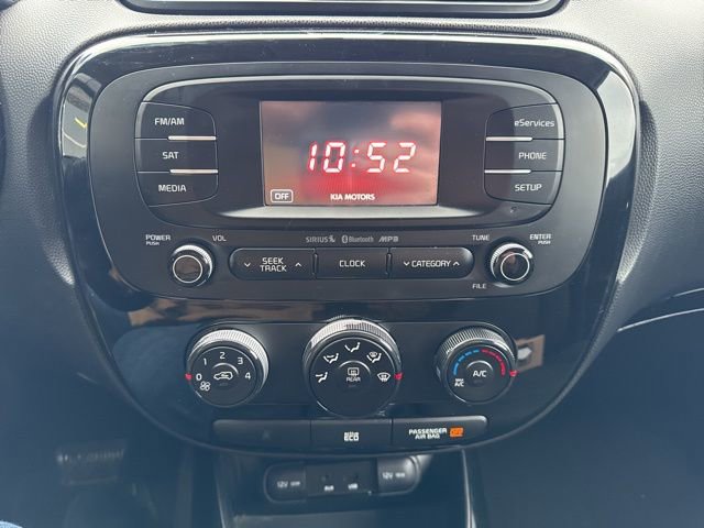 Used 2014 Kia Soul ! image 17