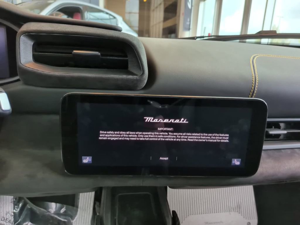 New 2024 Maserati MC20 Cielo image 26