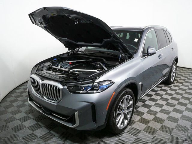 Used 2024 BMW X5 xDrive40i w/ Premium Package image 35