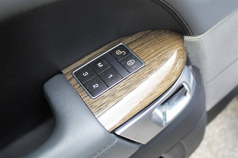 Used 2014 Land Rover Range Rover Sport HSE AWD/4WD image 14