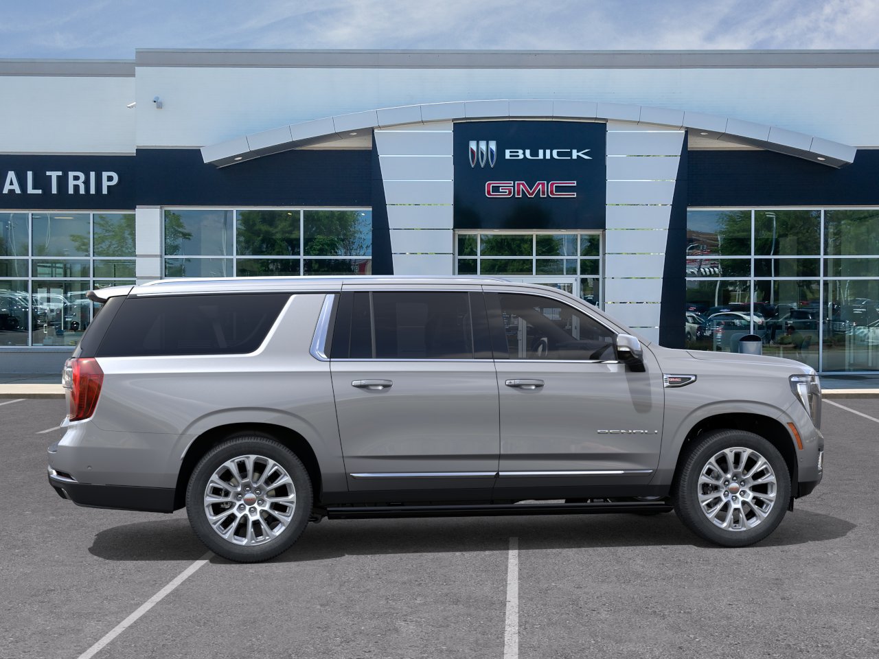 New 2026 GMC Yukon XL Denali w/ Denali Reserve Package AWD/4WD image 7