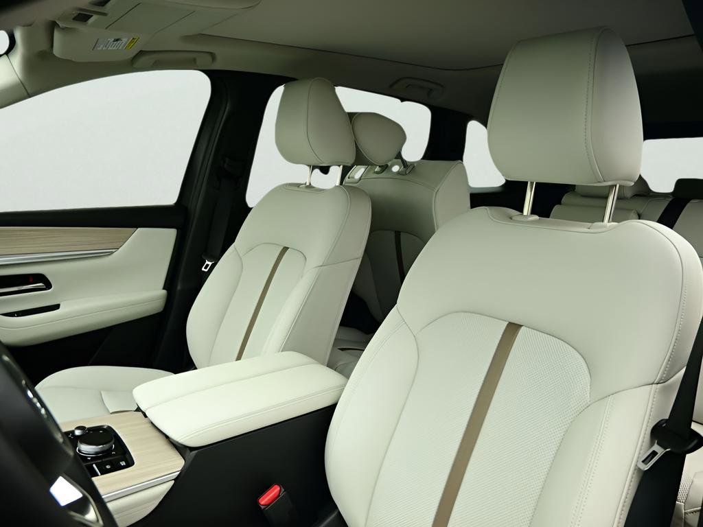 New 2026 MAZDA CX-90 3.3 Turbo w/ Premium Plus Pkg image 4