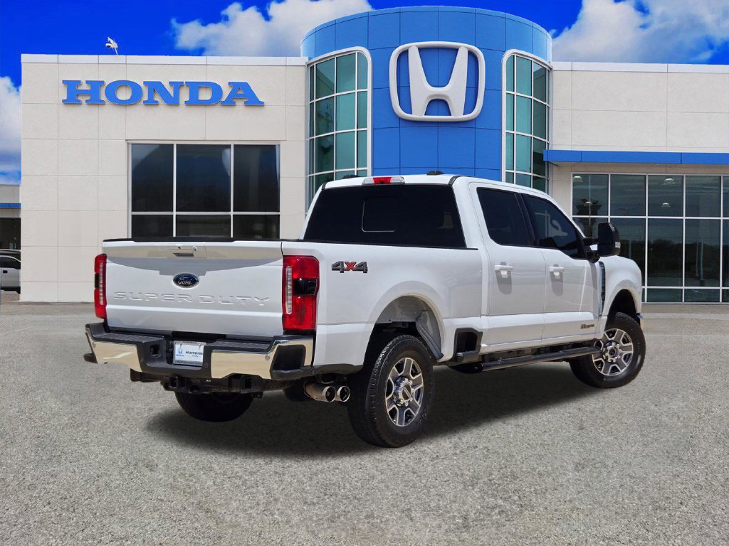 Used 2024 Ford F250 Lariat AWD/4WD image 3