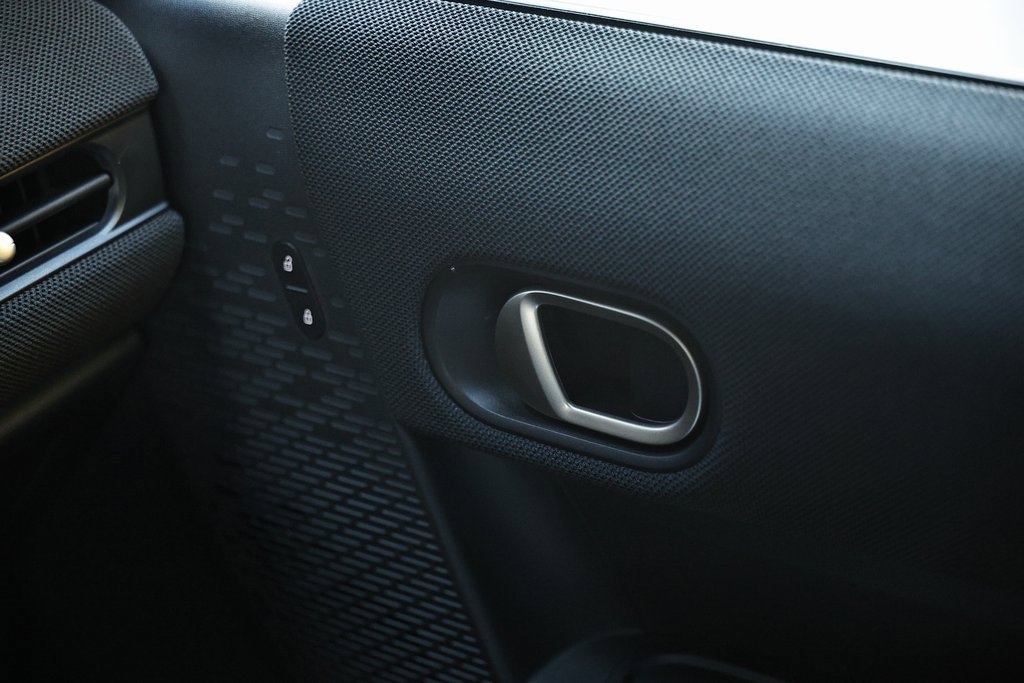 New 2026 MINI Cooper 2-Door Hardtop image 37