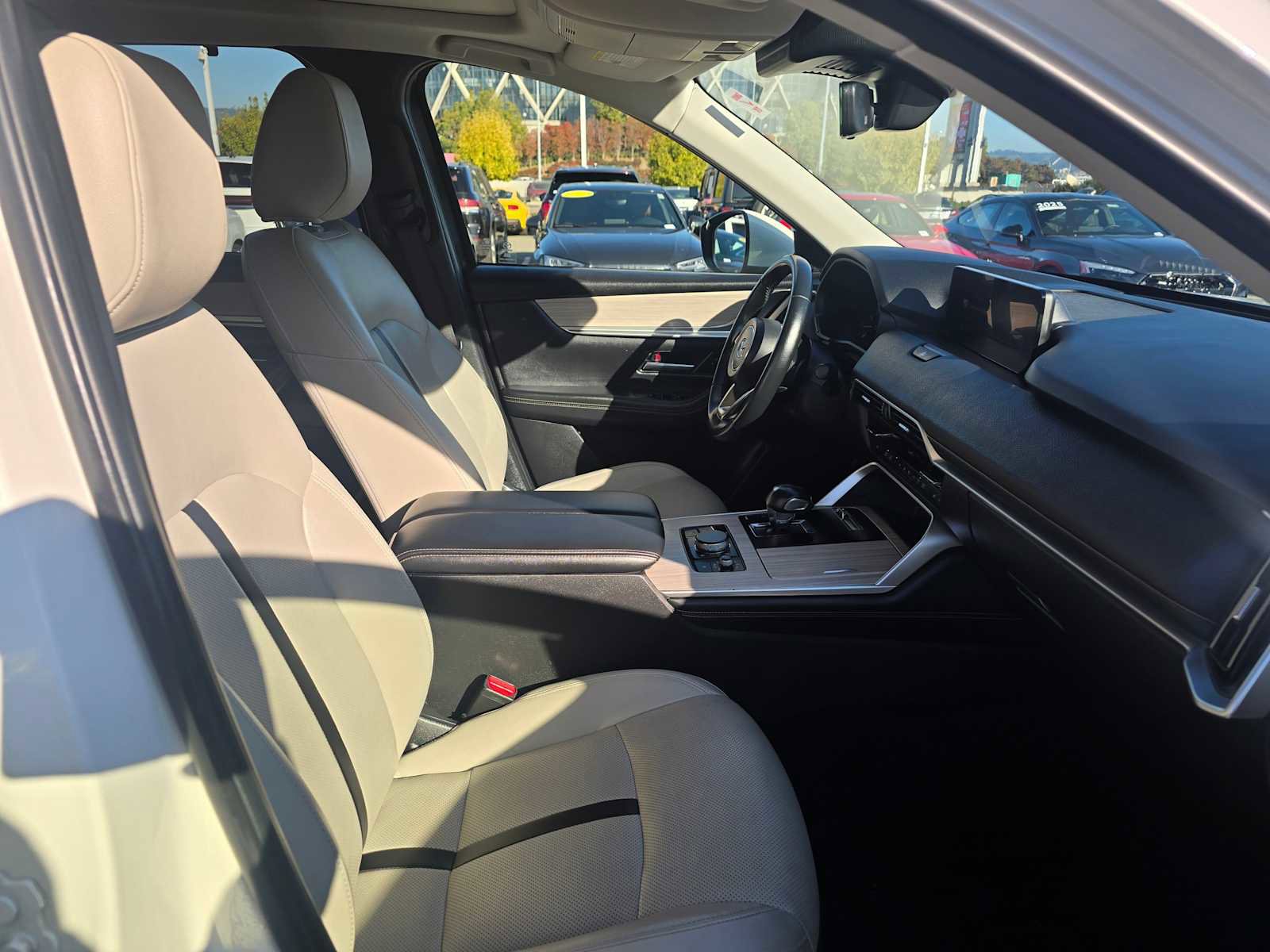 Used 2024 MAZDA CX-90 3.3 Turbo w/ Premium Package image 11