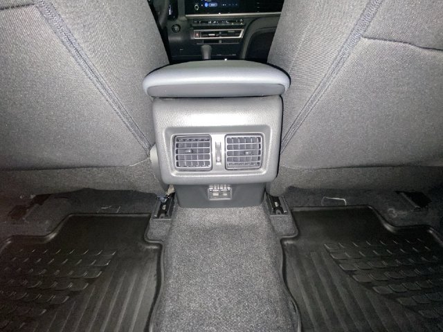 Used 2025 Toyota Camry LE w/ Convenience Package FWD image 28