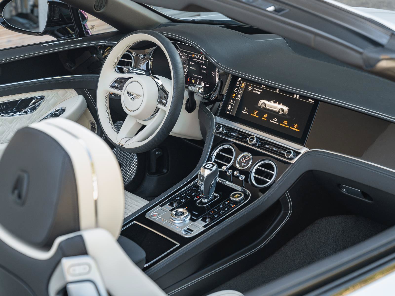 Used 2023 Bentley Continental GT Mulliner AWD/4WD image 11