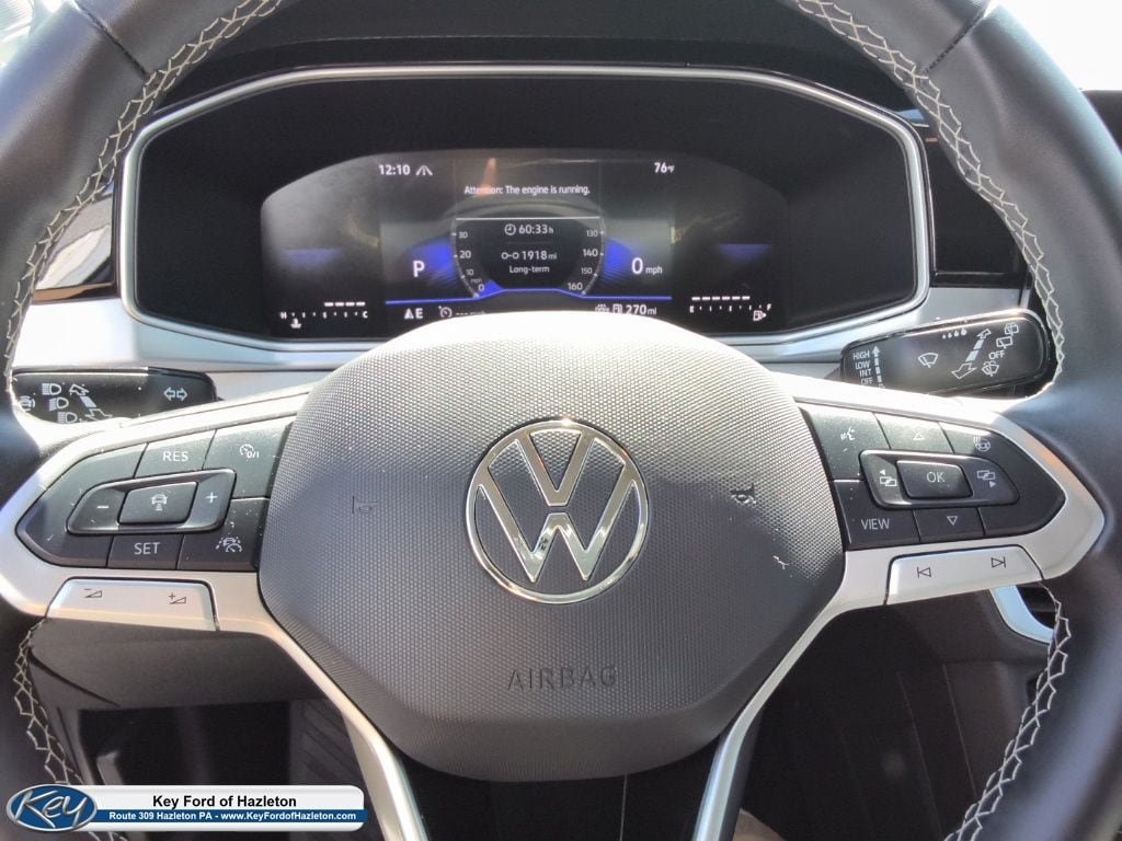Used 2026 Volkswagen Taos SE AWD/4WD image 32
