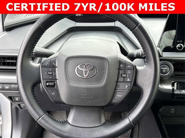 Used 2023 Toyota Prius LE image 18