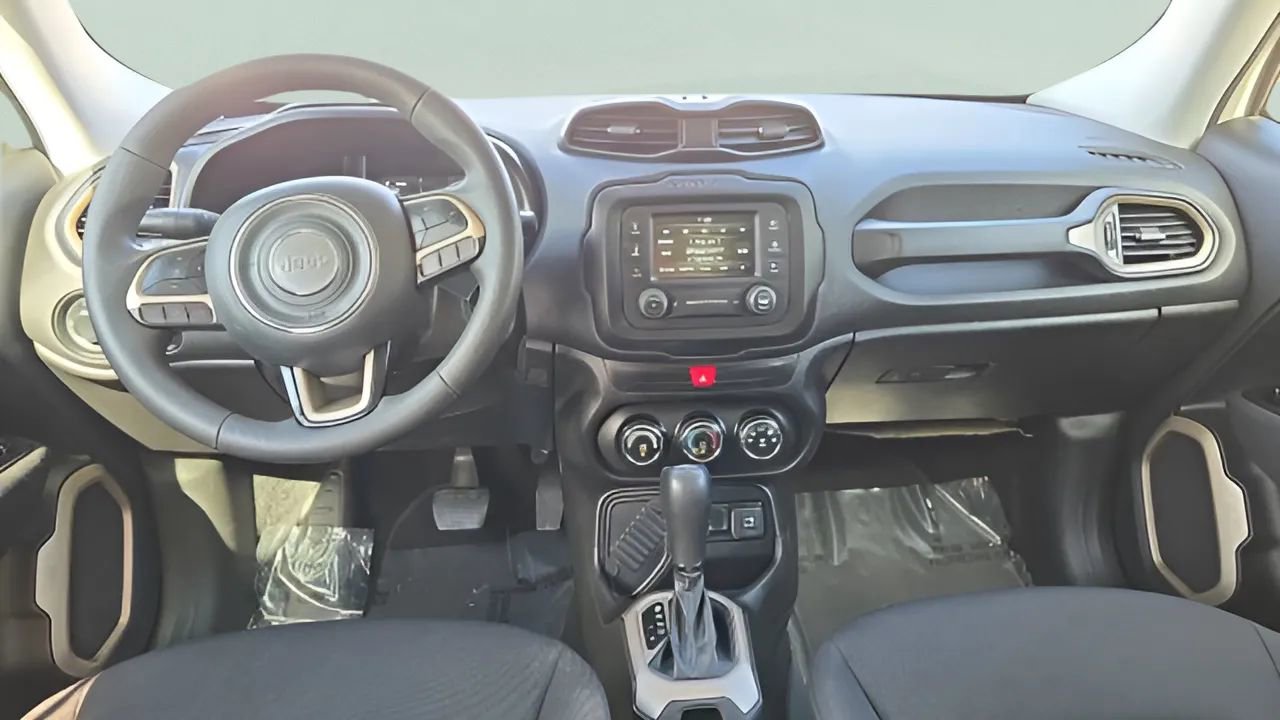 Used 2017 Jeep Renegade Sport w/ Power & Air Group image 32