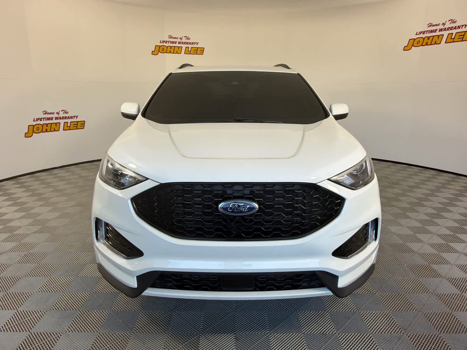 Used 2022 Ford Edge ST-Line w/ Class II Trailer Tow Package image 9