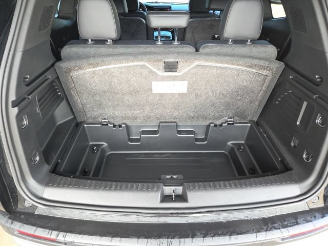 Used 2024 GMC Acadia Elevation w/ Trailering Package AWD/4WD image 49
