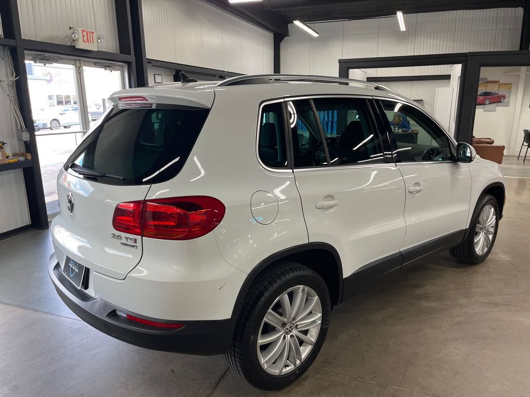 Used 2014 Volkswagen Tiguan SE AWD/4WD image 16
