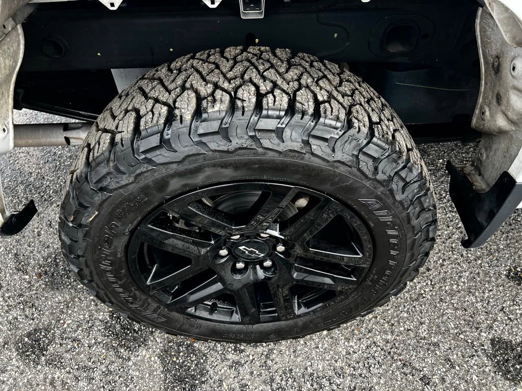 Used 2023 Chevrolet Silverado 1500 LT Trail Boss image 14