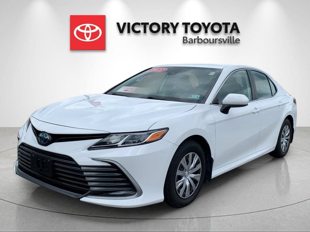 Used 2022 Toyota Camry LE FWD image 1