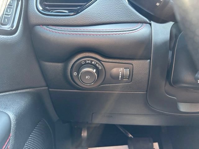 Used 2023 Dodge Durango R/T AWD/4WD image 15