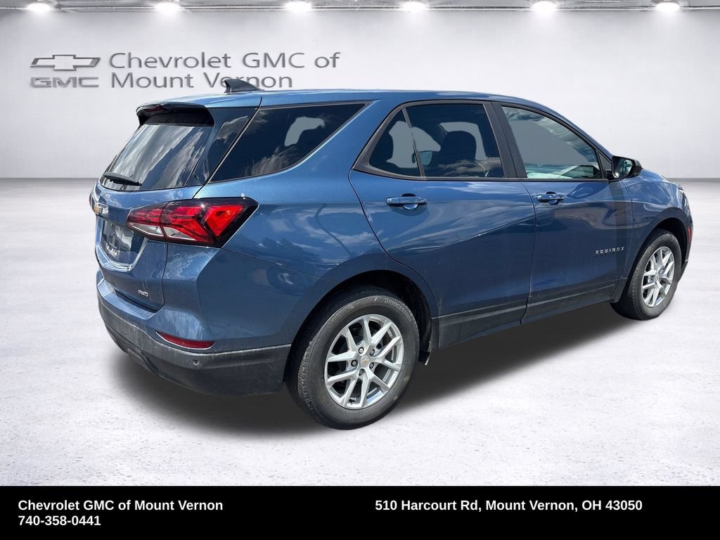 Used 2024 Chevrolet Equinox LS w/ LS Convenience Package AWD/4WD image 5