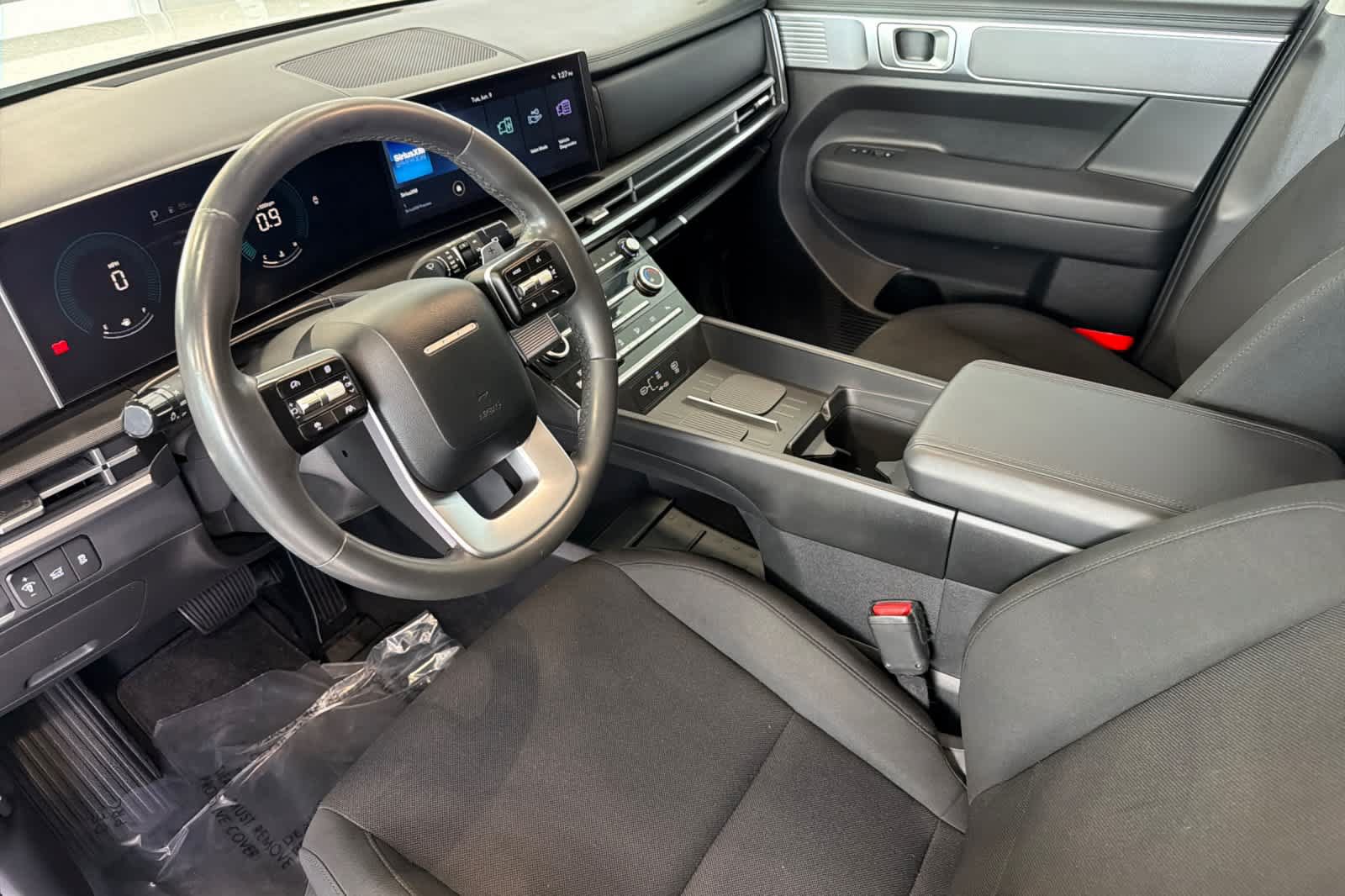 Used 2024 Hyundai Santa Fe SE FWD image 13