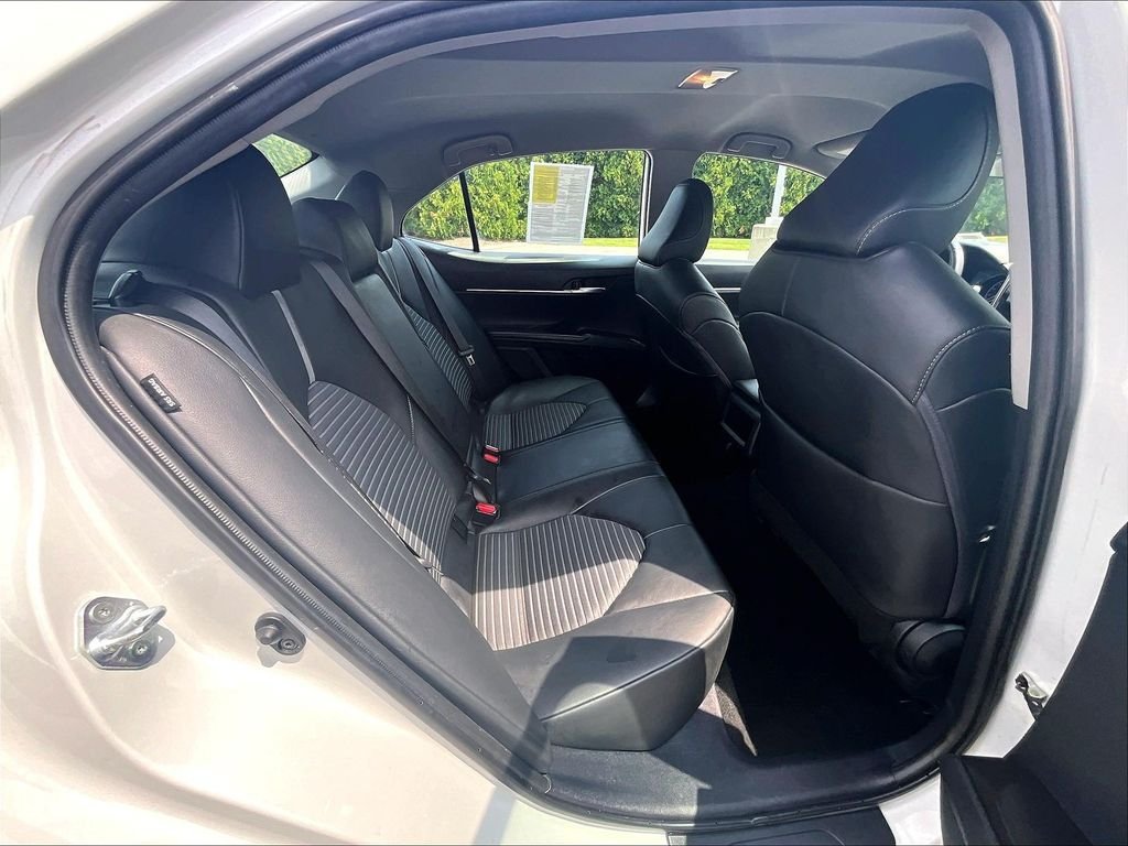 Used 2024 Toyota Camry SE FWD image 16