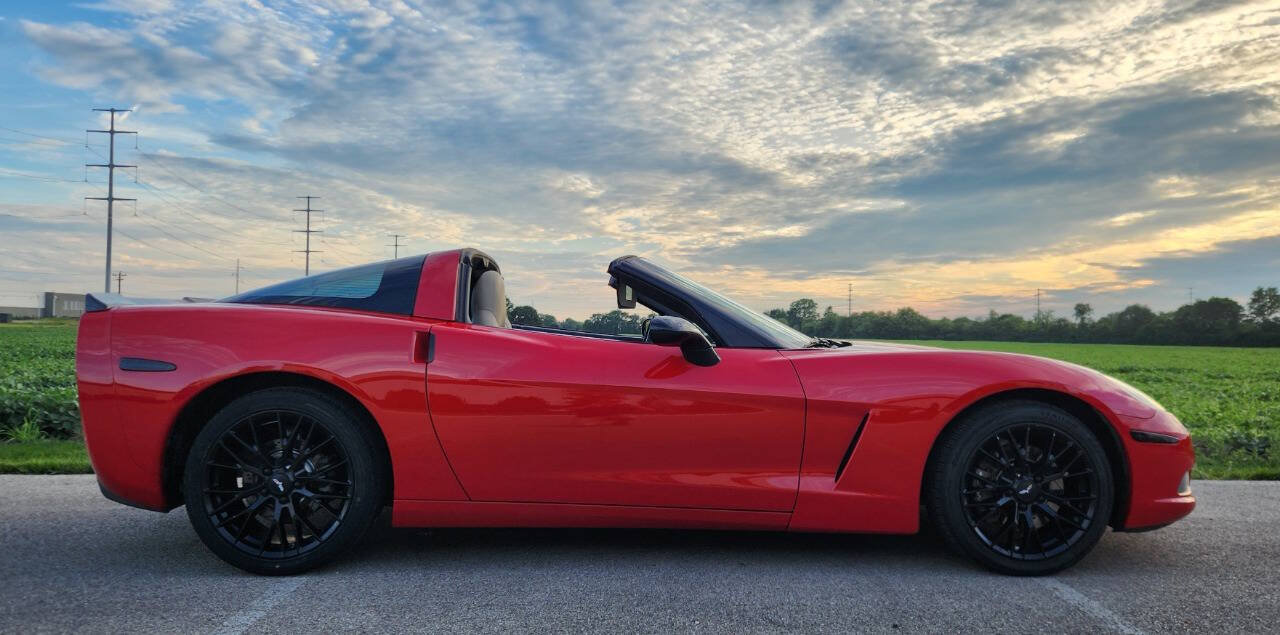Used 2006 Chevrolet Corvette Coupe w/ Preferred Equipment Group RWD image 20