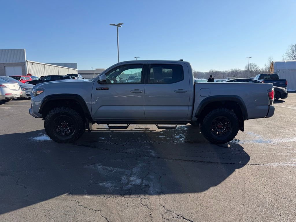 Used 2017 Toyota Tacoma TRD Pro image 8