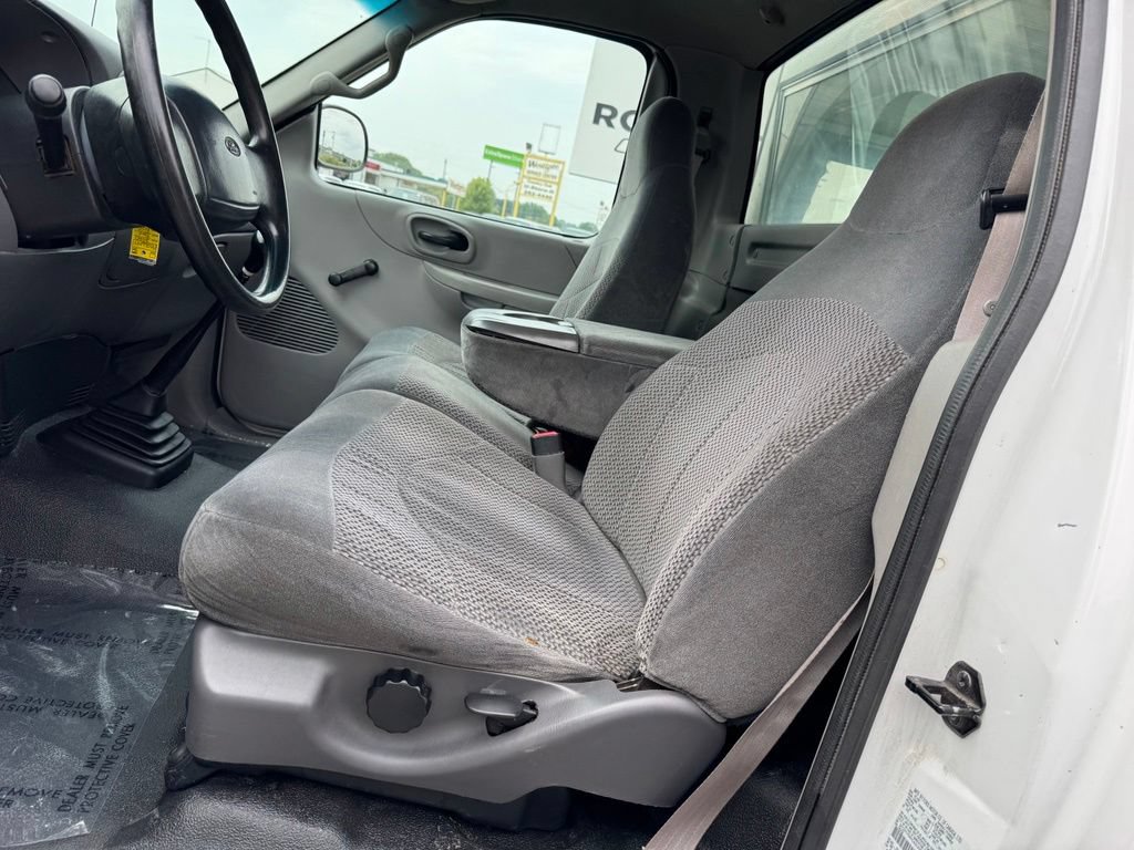 Used 2000 Ford F150 2WD Regular Cab image 3