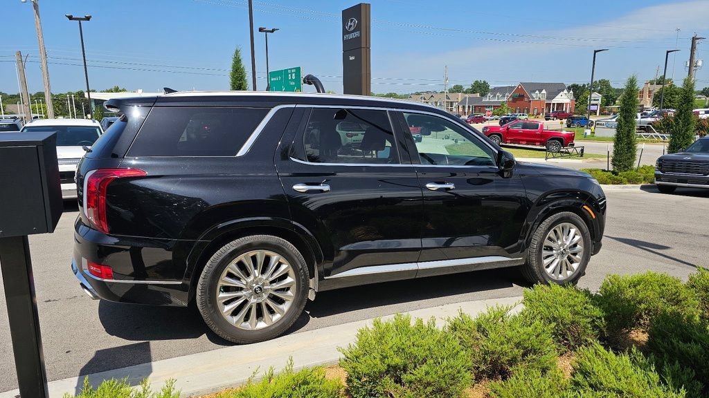 Used 2020 Hyundai Palisade Limited AWD/4WD image 2