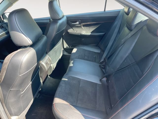 Used 2016 Toyota Camry XSE w/ Moonroof Package FWD image 13