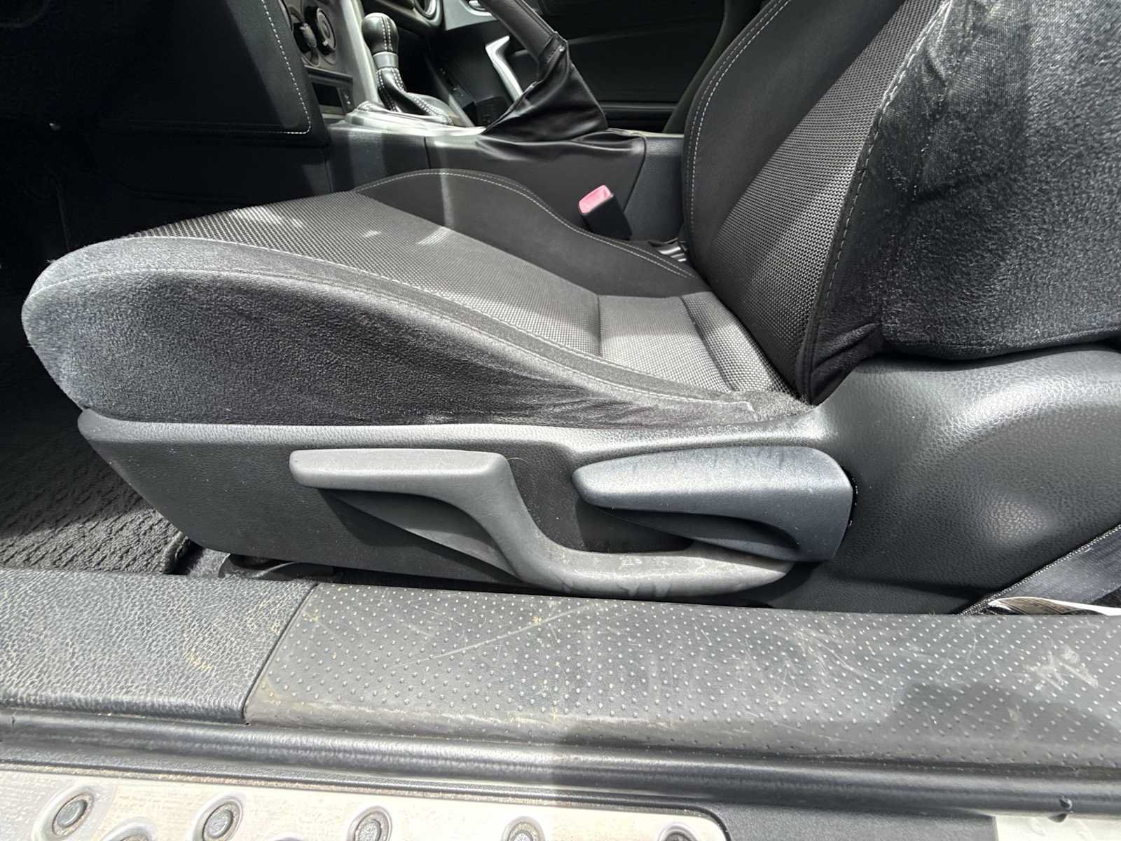 Used 2017 Toyota 86 RWD image 13