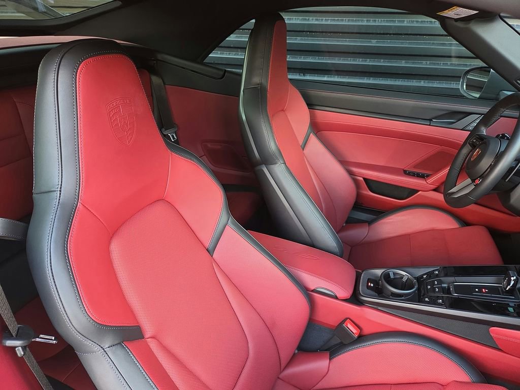 Certified 2025 Porsche 911 Carrera GTS image 18