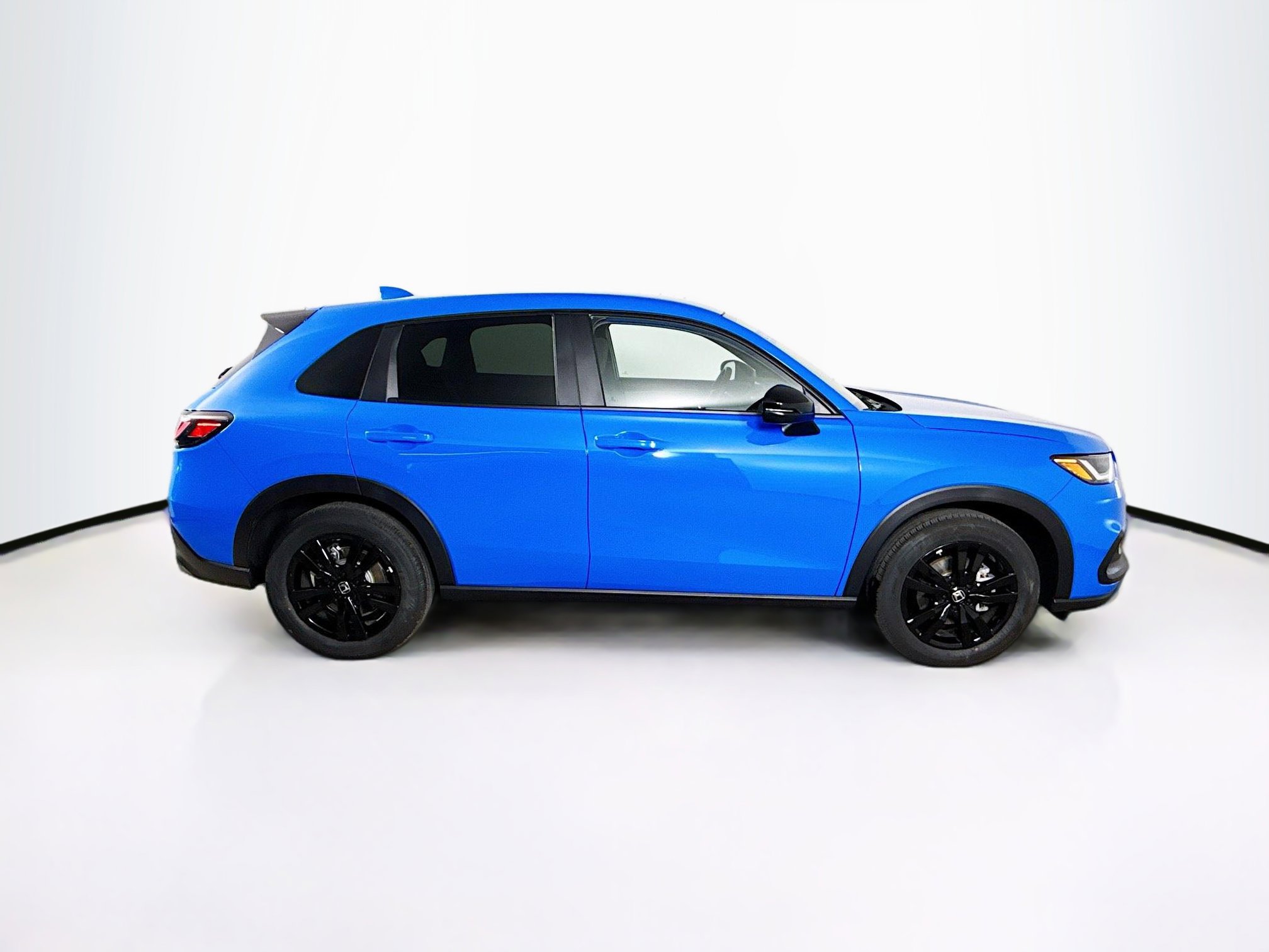 Certified 2026 Honda HR-V Sport image 2