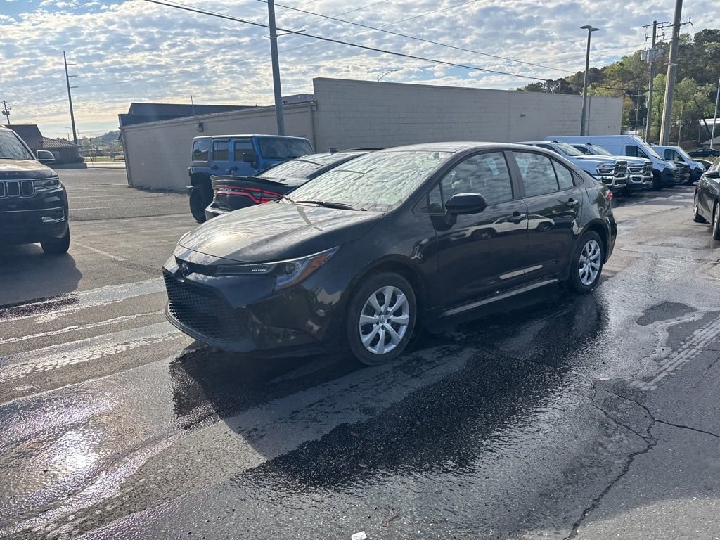 Used 2022 Toyota Corolla LE image 10