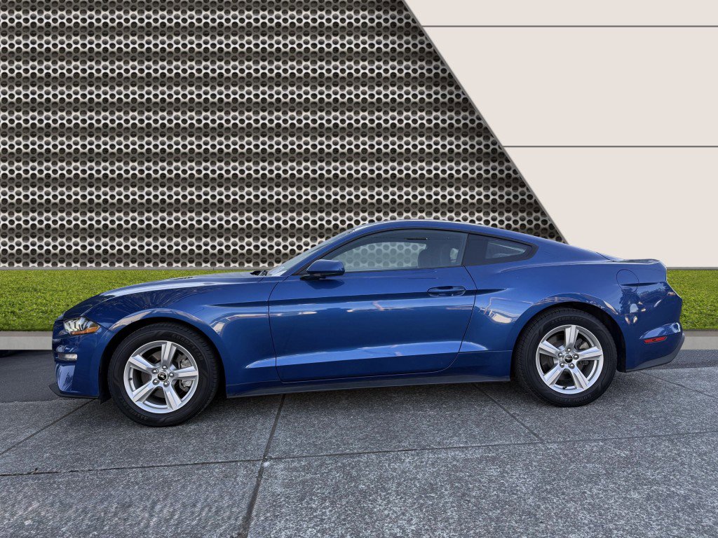 Used 2018 Ford Mustang Coupe image 10